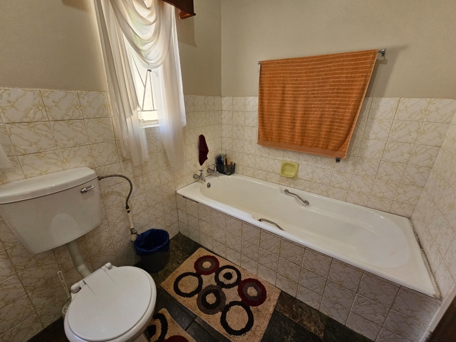 4 Bedroom Property for Sale in Panorama Free State